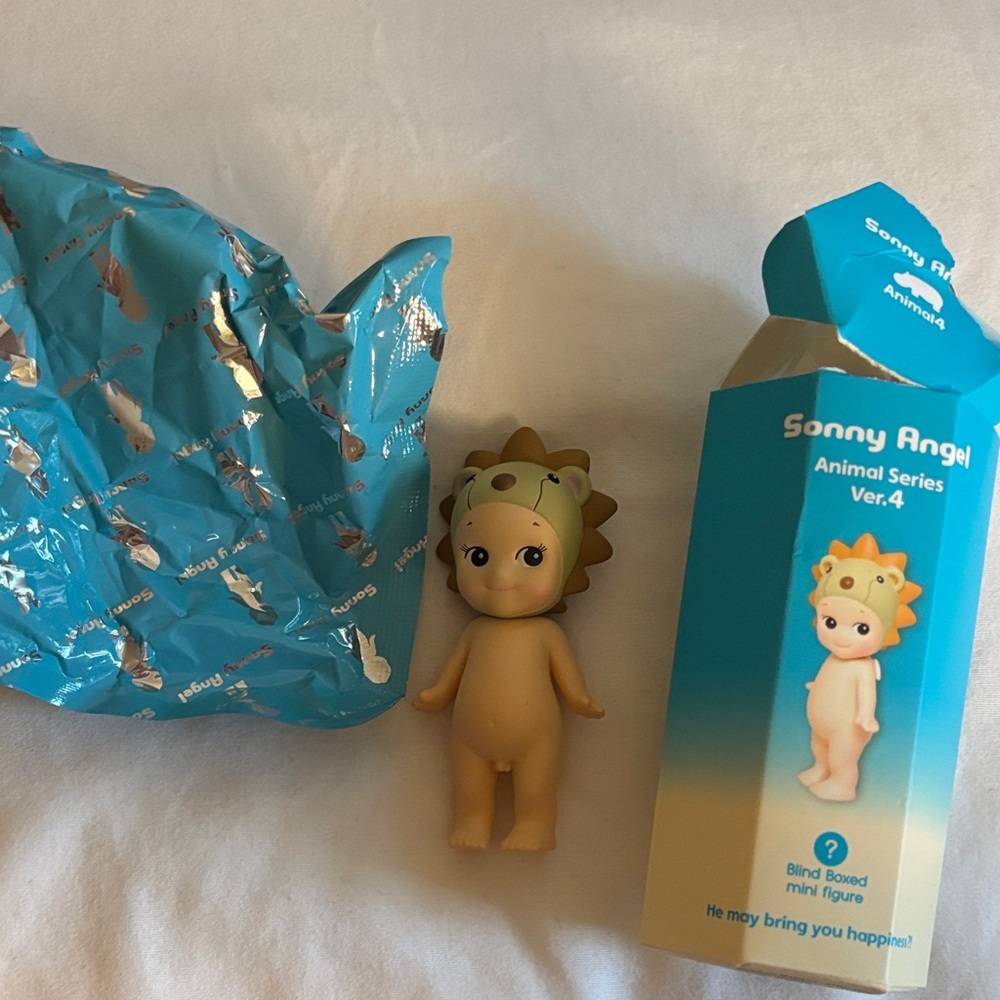 Animal Series (lion)Ver.4 Mini Figure - Brown